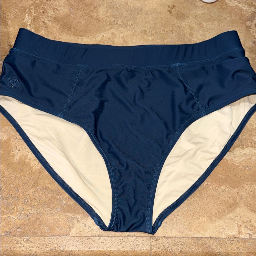 NANI SWIM BOTTOMS SIZE XL NAVY BLUE